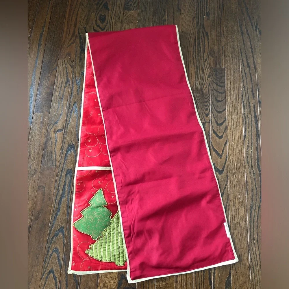 Pier 1 Imports 13”x72” Red/Gold/Green Christmas Trees Appliqué Table Runner
